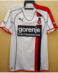 You will definitely stand out from the crowd. Ogc Nice Exterieur Maillot De Foot 2005 2006