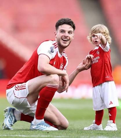 Declan Rice: “My little boy, Jude, his support is unbelievable! He's obsessed with Bukayo Saka, obsessed!”