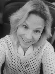 All that is mine by Divine Right is now released and reaches me in great  avalanches of abundance, under grace in miraculous ways. #miraclesdohappen  #unconditionallove #gurueve @Michelle MacEwan @Pam