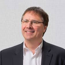 Jump the AI innovation gap, thanks to trusted core data • Chief Wine Officer