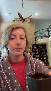 Tabitha Barnes's Instagram, Twitter & Facebook