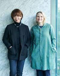 人類三千年の幸福論 ニコル・クーリッジ・ルマニエールとの対話』刊行記念  ヤマザキマリ×ニコル・クーリッジ・ルマニエール「老いの神髄は『良質の業（カルマ）』にあり」 | 集英社 文芸ステーション