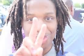 5$ gone get you the WORLD”. This is the First film I was ever in. Too legit  to quit the MC Hammer story. Produced by Vh1 Year 2000 Boy I was proud