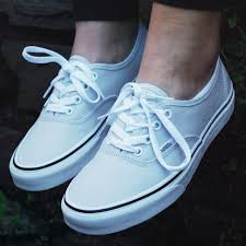 Black And True White Checkered Vans Womens Pin By Helen Martinez On Vansforlife Vans Vans Girls Vans Sneaker