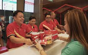 Jollibee is nearly synonymous with fried chicken in the philippines. Joy To Malaysia With Jollibee S 100 Outlets Coming Soon Eat Drink Malay Mail