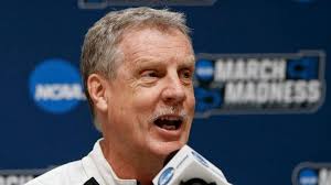 Tim Cluess wants Iona players to give their all against Duke