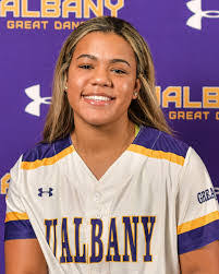 Kelly Barkevich's Instagram, Twitter & Facebook