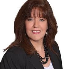 Beth Enos's Instagram, Twitter & Facebook