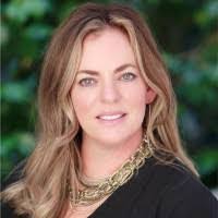 Melissa Seward's Instagram, Twitter & Facebook