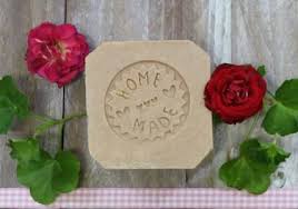 Recettes Savon A L Huile De Rose Musquee Aroma Zone Huile De Rose Huile De Rose Musquee Savon