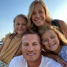 Jamie Crites's Instagram, Twitter & Facebook