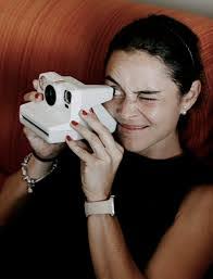 Lynette Dow's Instagram, Twitter & Facebook