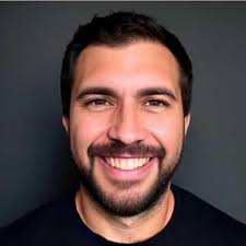 Trouvez un freelance Instagram disponible sur Malt