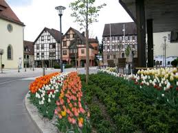 It is located 21km west of rothenburg ob der tauber, and 31km northeast of schwäbisch hall.mayors georg. Schrozberg Detailseite Leo Bw