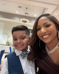 Kathy Mitchell (@goinbak2la) • Instagram photos and videos