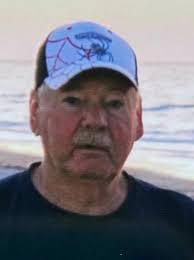 Andrew Lade's Instagram, Twitter & Facebook