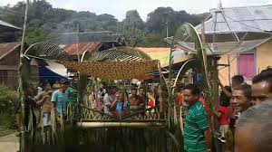 Nah, apakah sahabat 99 sudah tahu bagaimana cara. Nikah Adat Dayak Keninjal Kalbar Youtube
