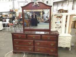 With its clean lines and walnut veneers, this seems to have been designed to american. Gorgeous Vintage Stanley Furniture 7 Drawer Lowboy Dresser W Matching Stanley Mirror Art Antiques Collectibles Collectibles Vintage Retro Collectibles Online Auctions Proxibid