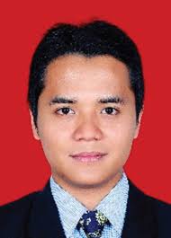 Political will, political behavior and career success: The role of  political climate and supervisor political support