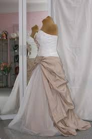 Gestern haben wir nachgemessen und anstatt größe 40 hab ich jetzt eine 36/38. Neu Brautkleid Hochzeitskleid Abendkleid 40 42 44 Nazzals Traumhochzeit