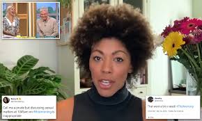 This Morning viewers in stitches after Dr Zoe explains what the Singapore  Grip is | Daily Mail Online