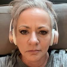 Is automatic gratuity for a party of 7 at a restaurant alright?