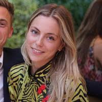 Peggy Nesbitt's Instagram, Twitter & Facebook