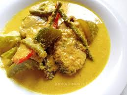 Ikan gurame termasuk jenis ikan yang paling banyak di gemari. Kuali Mama Resepi Gulai Kuning Ikan Tongkol Bahan Bahan Facebook