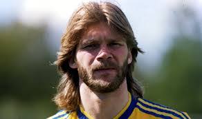 Donna Stromberg's Instagram, Twitter & Facebook