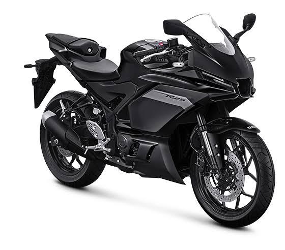 R25 - Yamaha Arista