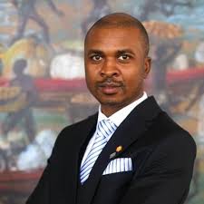 Paul Owusu Donkor (@paullowa)