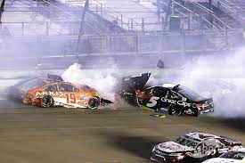 Nascar, nascar.com, nascar media group, sirius xm nascar, nascar live, & nascar press pass. Edwards Title Hopes End In Spectacular Wreck Video