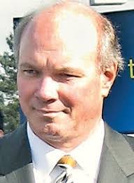 Greg Dexter's Instagram, Twitter & Facebook