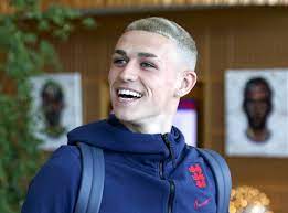 Pes 2021 phil foden face (blonde hairstyle). England Youngster Phil Foden Explains New Bleach Blonde Hairstyle And Gazza Inspiration The Independent