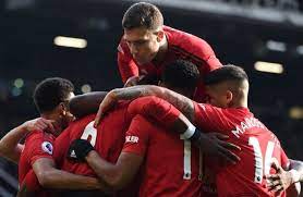 Two Pogba Penalties Earn Sluggish United Win Over West Ham Premier League Goals Jones Manchester United Barcelona Champions League