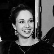 Juliette Ryan's Instagram, Twitter & Facebook