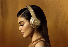 Poshmark makes shopping fun, affordable & easy! Balmain Collaborates With Beats By Dr Dre For A Gold Tinged Urban Safari Collection Buro 24 7 Malaysia