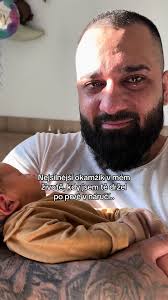 Nic není víc.. než Tě držet a koukat se na tebe, jak se na mě smějes...  #fypシ゚ #foryou #loveyou #son #baby #foryou