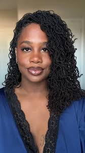 I have to say that this is the most ideal length. Not too short and long  enough for a high bun to get it off my neck. What is your ideal length? (