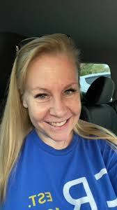 Noelle Henderson's Instagram, Twitter & Facebook