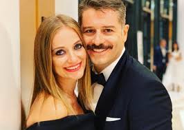 Σε αυτή τη νέα εκδοχή του εαυτού σου έπαιξε κάποιο ρόλο η λένα δροσάκη;. Lena Drosakh In Gr