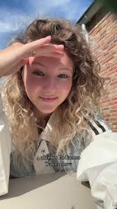 Zie ik jou daar?!🦋 #talentshow #beginnendartiest #podium #show #artist