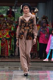 Busana muslim anak terusan, bahan cotton 100%, nyaman di pakae, di buka peluang distributor, hub. Fashion Show Muslim Wear 2018 House Of Marsya