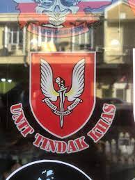 Descriptionunit tindakan khas pgk ct's drill.jpg. Kasut Polis Sticker Unit Tindakan Khas Polis Facebook