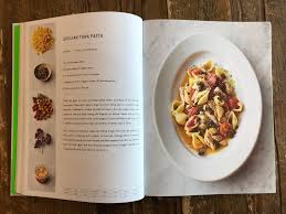 Jamie Oliver S New 5 Ingredients Cookbook Will End Weeknight Dinner Stress Jamie Oliver 5 Ingredients Jamie Oliver Recipes Ingredients Recipes