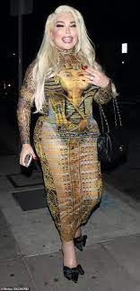Has jessica alves reached her final form? Jessica Alves Commands Attention In A Figure Hugging Pharaoh Print Dress As She Steps Out For Dinner Ali2day