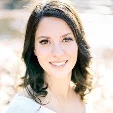 Heidi Rounds's Instagram, Twitter & Facebook