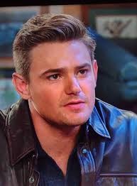 I wish they would keep those older characters on. They were very  interesting and spicy! Stephen especially!