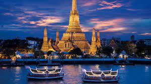 Maka tak mengherankan ada anggapan jika berkunjung ke thailand, tidak akan lengkap rasanya kalau belum mampir ke pattaya. 5 Star Hotel Bangkok Luxury Hotel Thailand The Peninsula Bangkok