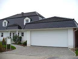 Walmdachbungalow mit garage und überdachter terrasse. Walmdach Carport Zimmerei Gmbh